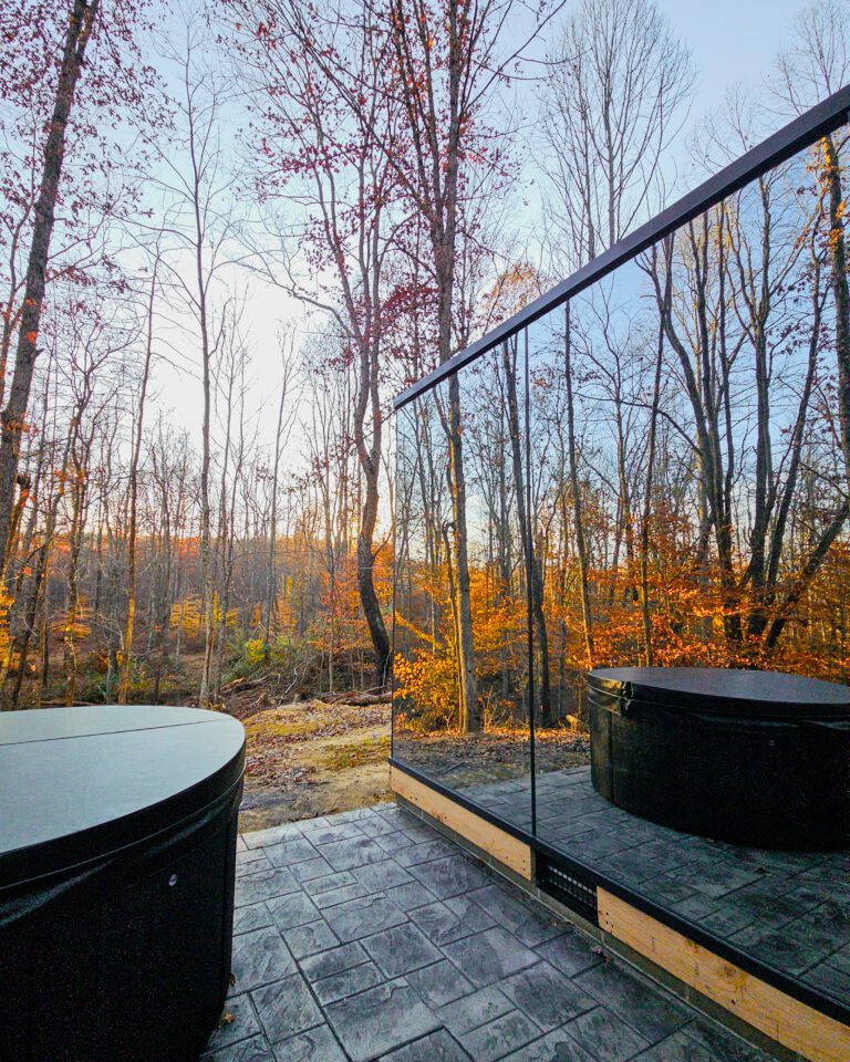Mirror Cabins Hocking Hills: Flora