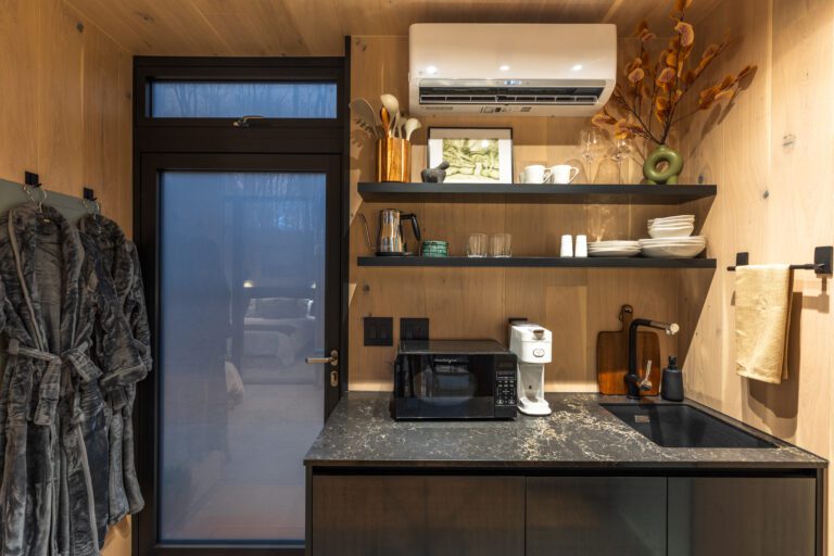 Mirror Cabins Hocking Hills: Flora