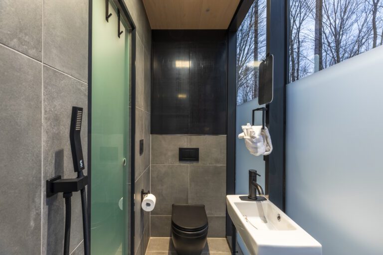 Mirror Cabins Hocking Hills: Flora