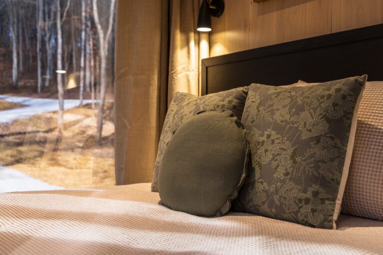 Mirror Cabins Hocking Hills: Flora