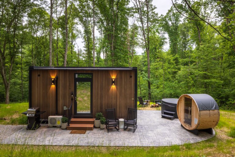 Entry to Fauna and outdoor amenities